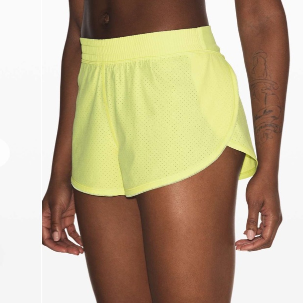 ⚠️RARE NWT Lululemon Surefire Short 3”